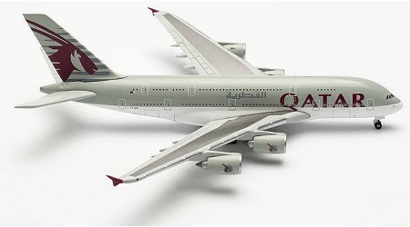 Herpa 528702-001 Qatar Airways Airbus A380 - A7-APG