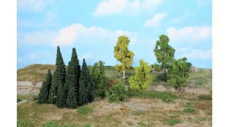 Heki 1964, Miniwald-Set 16 Bäume, Büsche und Tannen 5-11 cm