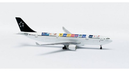 Herpa 560474 Austrian Airlines Airbus A330-200 "Star Alliance"