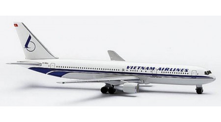 Herpa 502986 Vietnam Airlines Boeing 767-300