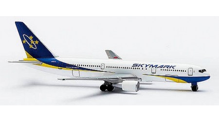 Herpa 512169 Skymark Airlines Boeing 767-300